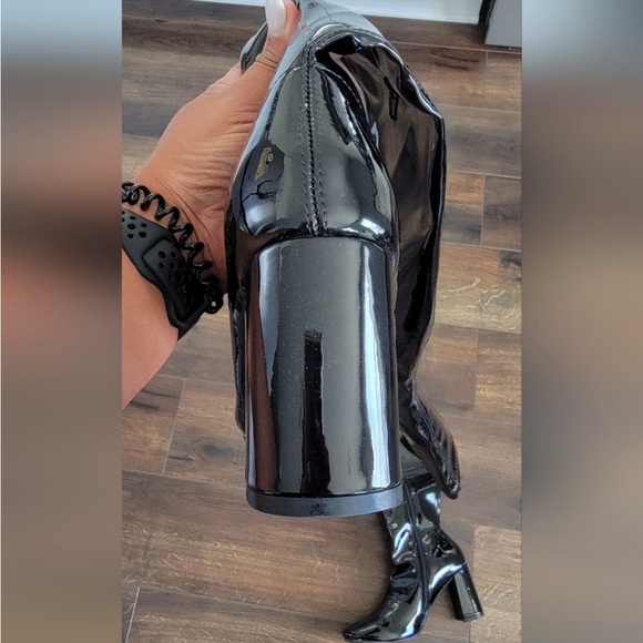 Over the Knee Patent Leather Boots - Picture 6 of 10